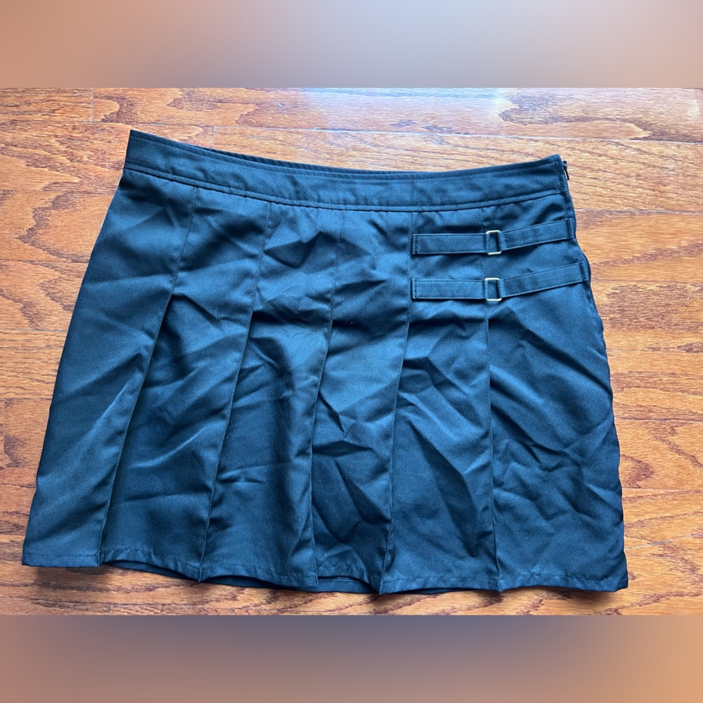 French Toast Black Mini Skirt with Buckle Detail Size 16